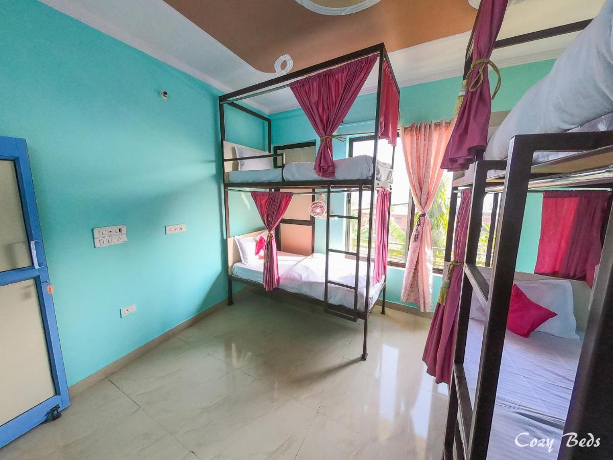 רישיקש Hostel Cozy Beds מראה חיצוני תמונה